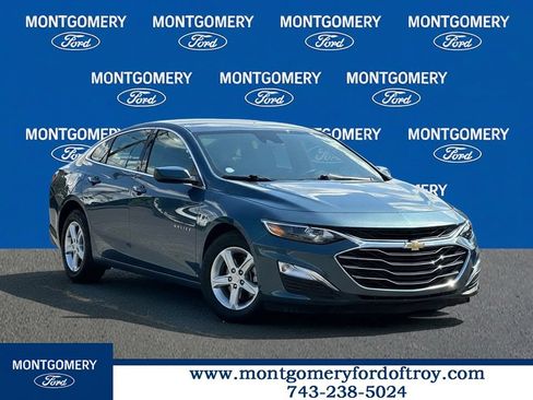 Used 2024 Chevrolet Malibu LS FWD image 1