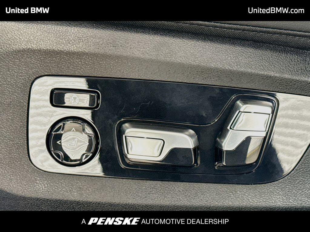 Certified 2026 BMW X5 xDrive40i w/ M Sport Package AWD/4WD image 4