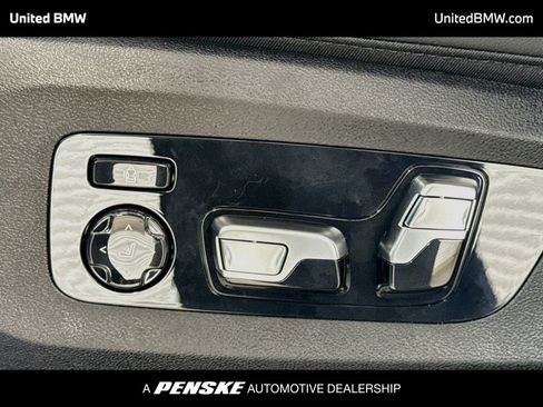 Used 2026 BMW X5 xDrive40i w/ M Sport Package AWD/4WD image 4