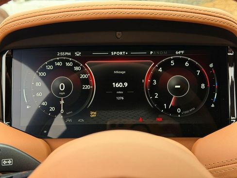 Used 2025 Aston Martin DB12 Coupe RWD image 7