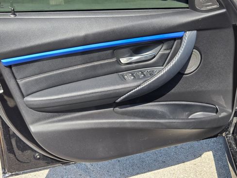 Used 2018 BMW 340i xDrive Sedan AWD/4WD image 10