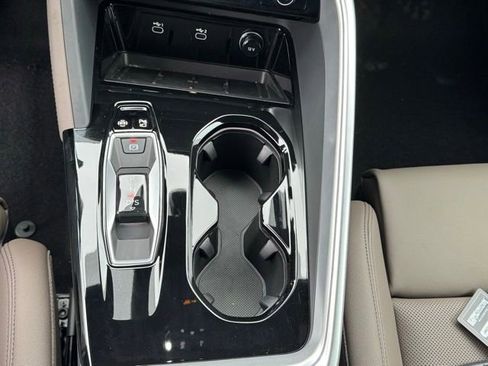 New 2025 Audi Q5 Premium Plus image 24