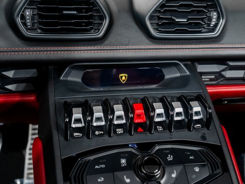 Used 2017 Lamborghini Huracan LP 610-4 image 38