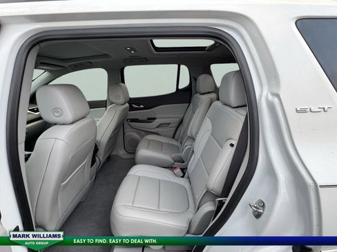 Used 2021 GMC Acadia SLT w/ LPO, Floor Liner Package image 26