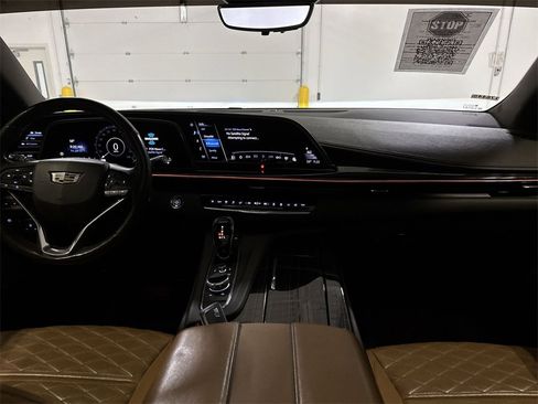 Used 2021 Cadillac Escalade ESV Sport image 10