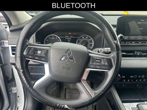 Used 2022 Mitsubishi Outlander ES AWD/4WD image 9