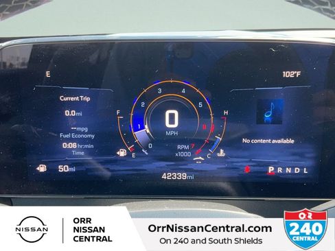 Used 2025 Chevrolet Traverse LT FWD image 22