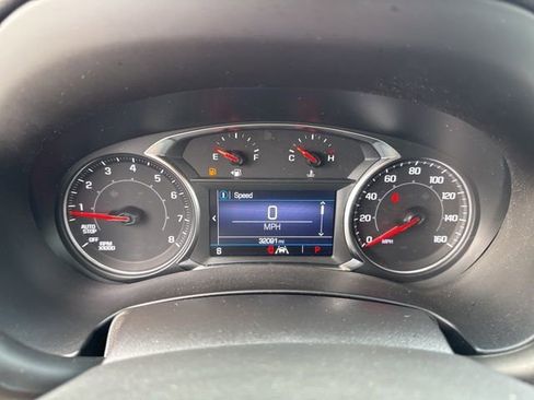 Used 2023 GMC Terrain SLE image 13