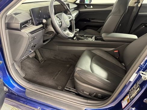 Used 2025 Kia K5 EX FWD image 11