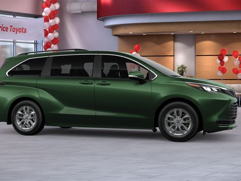 New 2026 Toyota Sienna LE FWD image 15