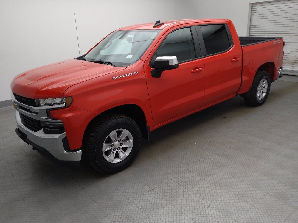 Used 2020 Chevrolet Silverado 1500 LT AWD/4WD image 2