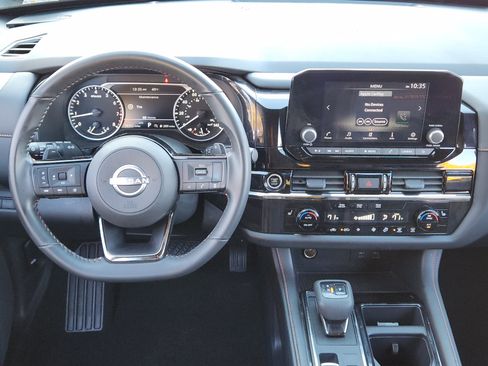 Used 2023 Nissan Pathfinder Rock Creek image 32