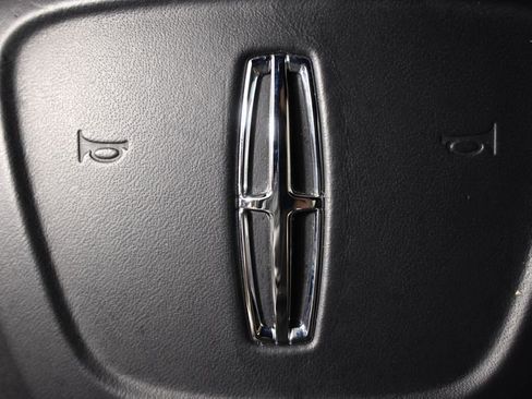 Used 2023 Lincoln Navigator Reserve AWD/4WD image 36
