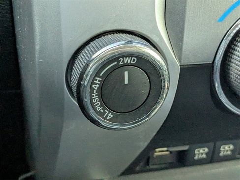 Used 2021 Toyota Tundra Limited w/ Limited Premium Package image 31