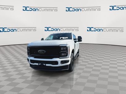 New 2026 Ford F250 Lariat w/ Black Appearance Package