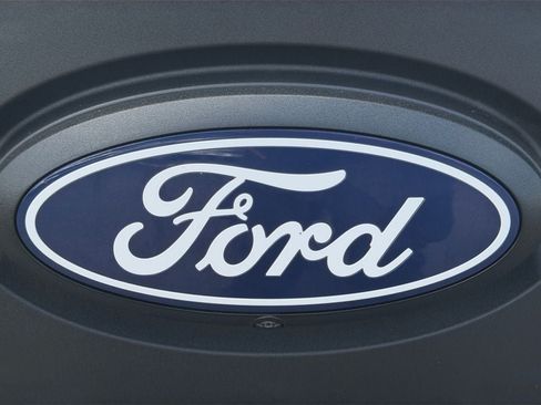 Used 2024 Ford F150 Lightning XLT AWD/4WD image 34