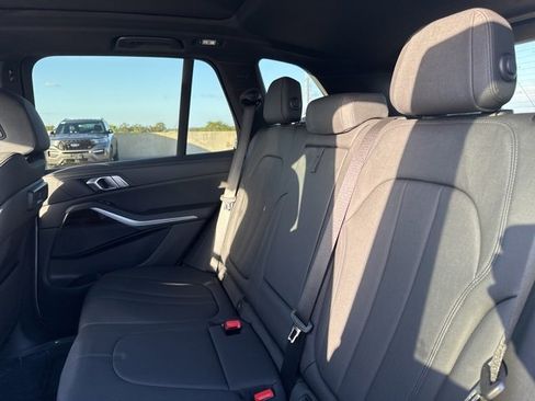 Used 2021 BMW X5 xDrive40i w/ Convenience Package image 13