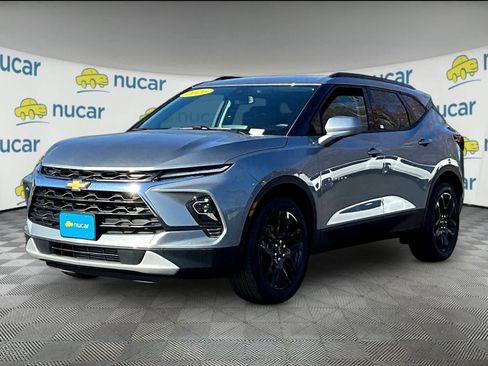 New 2026 Chevrolet Blazer LT w/ Convenience Package AWD/4WD image 4