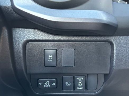 Used 2023 Toyota Tacoma TRD Off-Road image 36