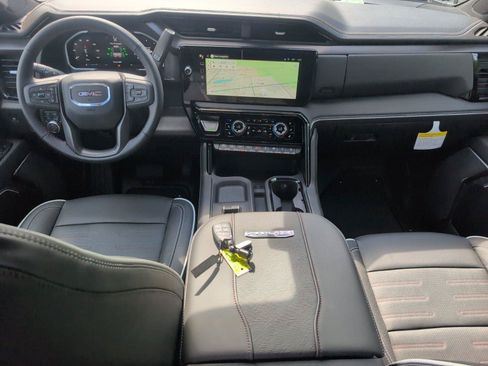 New 2026 GMC Sierra 2500 AT4X AWD/4WD image 34