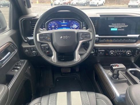 Used 2023 Chevrolet Silverado 1500 RST w/ All Star Edition Plus image 7