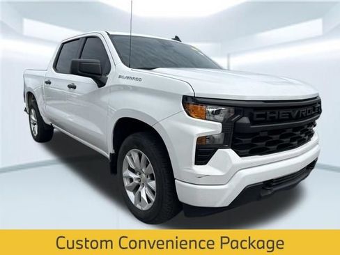 Used 2022 Chevrolet Silverado 1500 Custom RWD image 3