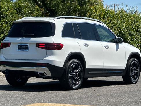 New 2026 Mercedes-Benz GLB 250 image 3