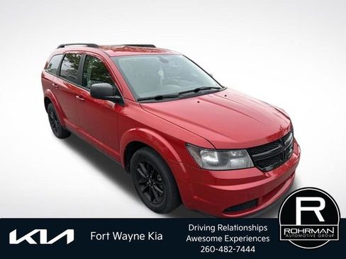 Used 2020 Dodge Journey SE w/ Blacktop Package FWD image 8