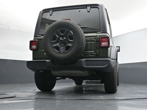 Used 2023 Jeep Wrangler Unlimited Sport AWD/4WD image 35