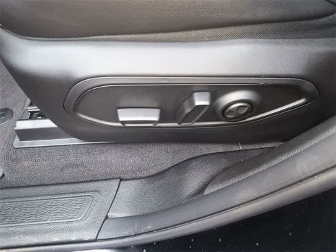 New 2025 Jeep Grand Cherokee Limited image 12