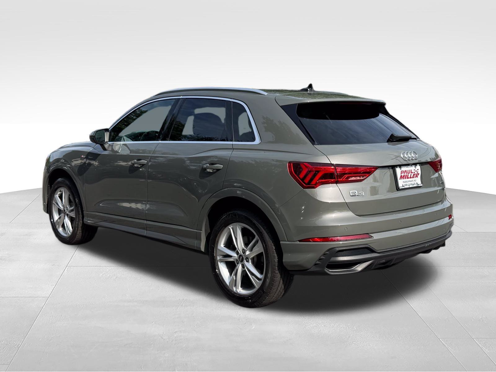 Used 2024 Audi Q3 2.0T Premium AWD/4WD image 5