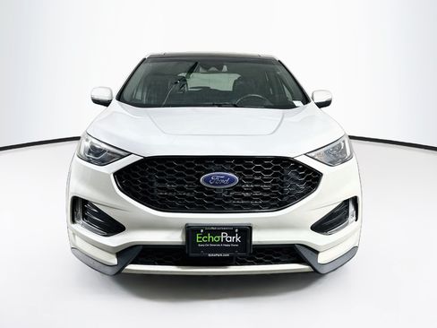 Used 2020 Ford Edge ST-Line w/ Cold Weather Package FWD image 2