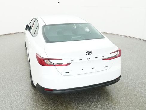 New 2026 Toyota Camry LE image 39