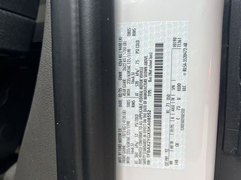 Certified 2025 Ford Transit 350 XLT RWD image 37