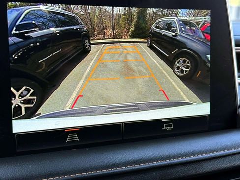 Used 2024 GMC Yukon AT4 image 24