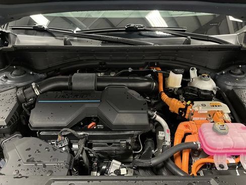 Used 2024 Hyundai Santa Fe Calligraphy image 42