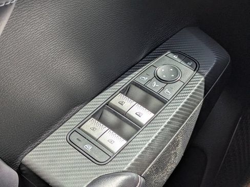 Used 2025 Mitsubishi Outlander SE AWD/4WD image 25
