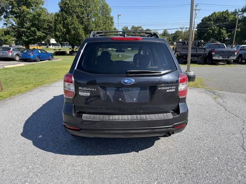 Used 2016 Subaru Forester 2.5i Premium w/ All-Weather Package AWD/4WD image 4
