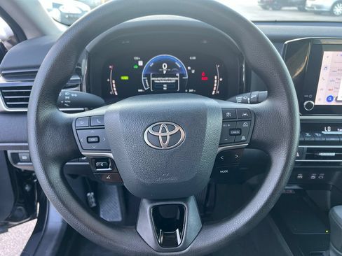 Used 2026 Toyota Camry LE FWD image 10