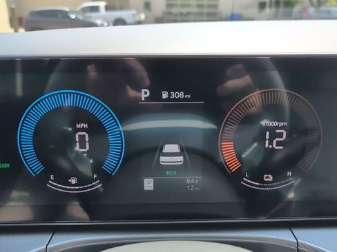 New 2026 Hyundai Santa Fe SE image 13