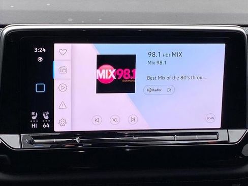 Used 2024 Volkswagen Atlas Cross Sport SEL R-Line image 11