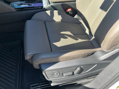 Certified 2025 Audi Q5 Premium w/ Premium Plus AWD/4WD image 30