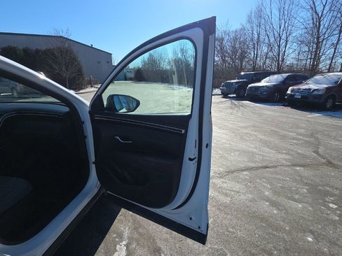 Used 2022 Hyundai Santa Cruz SEL image 40