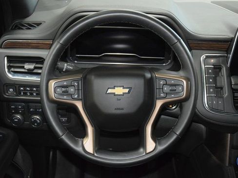 Used 2024 Chevrolet Tahoe High Country w/ Premium Package image 35