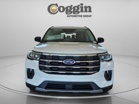 New 2026 Ford Explorer Active w/ Active Comfort Package image 9