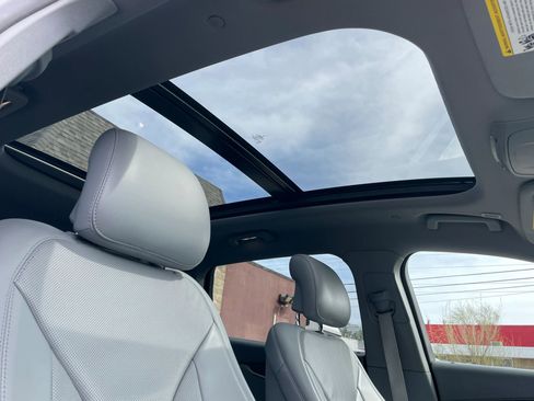 Used 2019 Lincoln Nautilus Reserve w/ Driver Assistance Package image 23