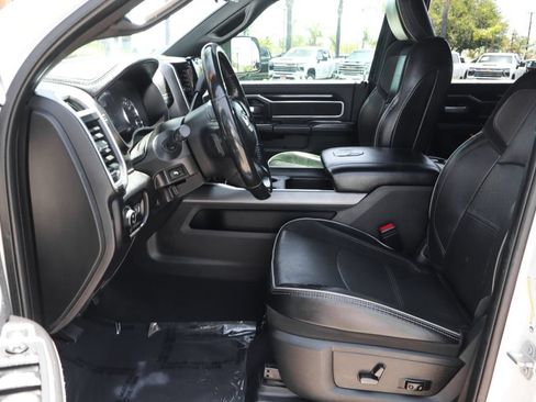 Used 2021 RAM 3500 Laramie AWD/4WD image 21