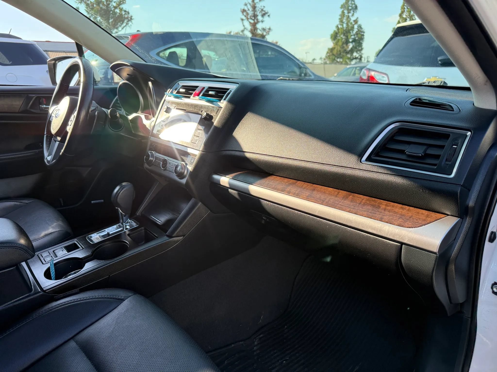 Used 2017 Subaru Outback 2.5i Limited AWD/4WD image 19