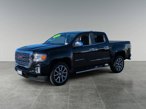 Used 2021 GMC Canyon Denali image 2
