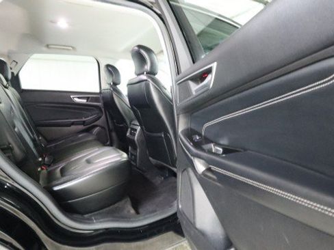 Used 2017 Ford Edge Titanium AWD/4WD image 11